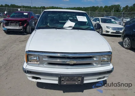 1996 Chevrolet S Truck S10 from USA, damaged, VIN 1GCCS19X5TK122813